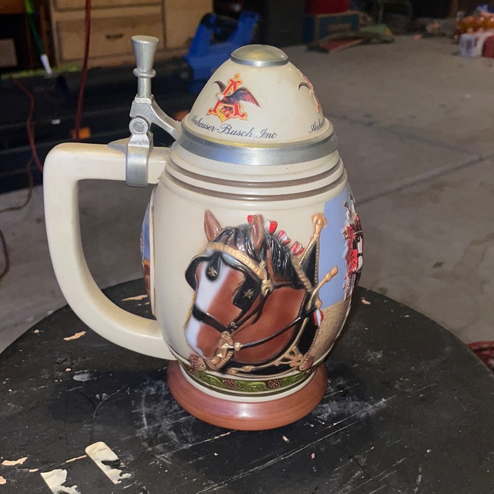 2001 Membership Stein: " Living the Legacy “